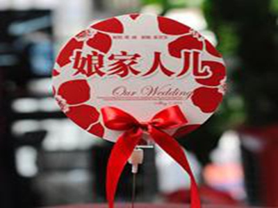 Gay初精  男男,LGBTQ+情感困惑：探索“Gay初精”背后故事